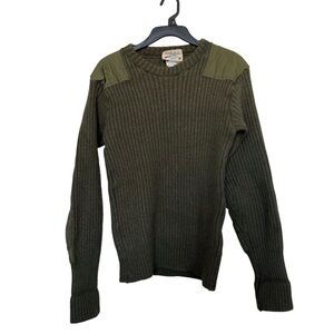 Cabela’s Mens Sz 46(6) Vintage Outdoor Gear Military Wool Knit Sweater Patches